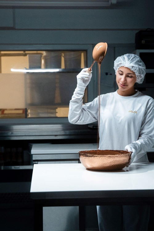 1756378150_Lindt_Employer_Branding_119