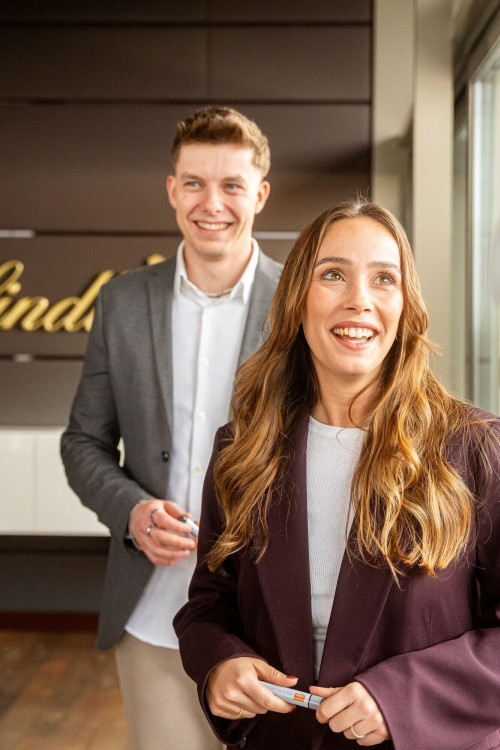 1756378527_Lindt_Employer_Branding_17