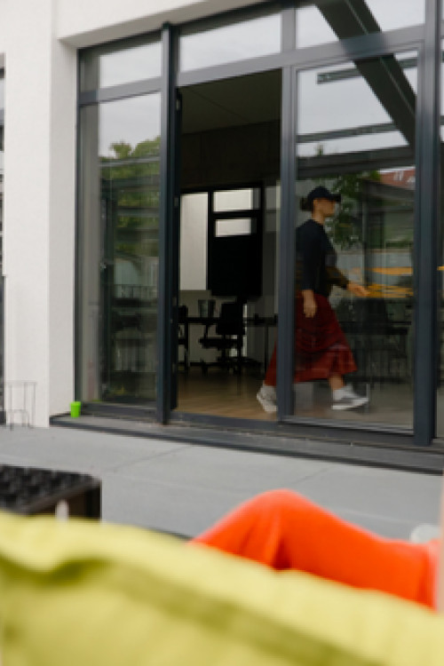 1756813591_staufenbiel-institut-office-terrasse