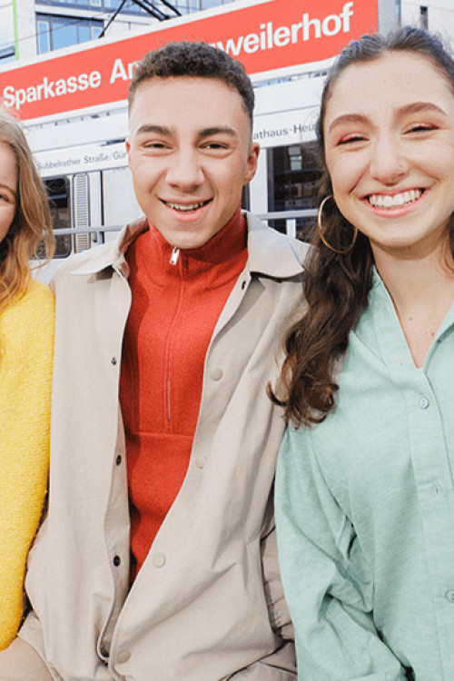 1757511150_Schüler_Ausbildung_Studium