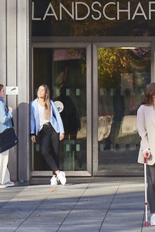 1759415979_Motiv001-2021-10-28_LVR3109_1920x582_claussen